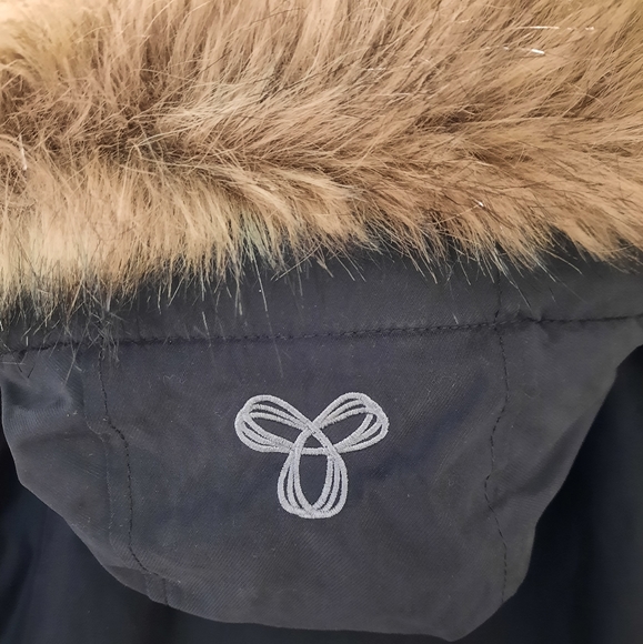 TNA Jackets & Blazers - LIKE NEW TNA Winter Bomber Jacket, Black, Size medium